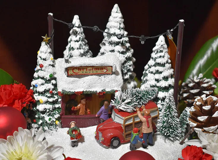 thomas-kinkade-family-tree-teleflora-2017.jpg